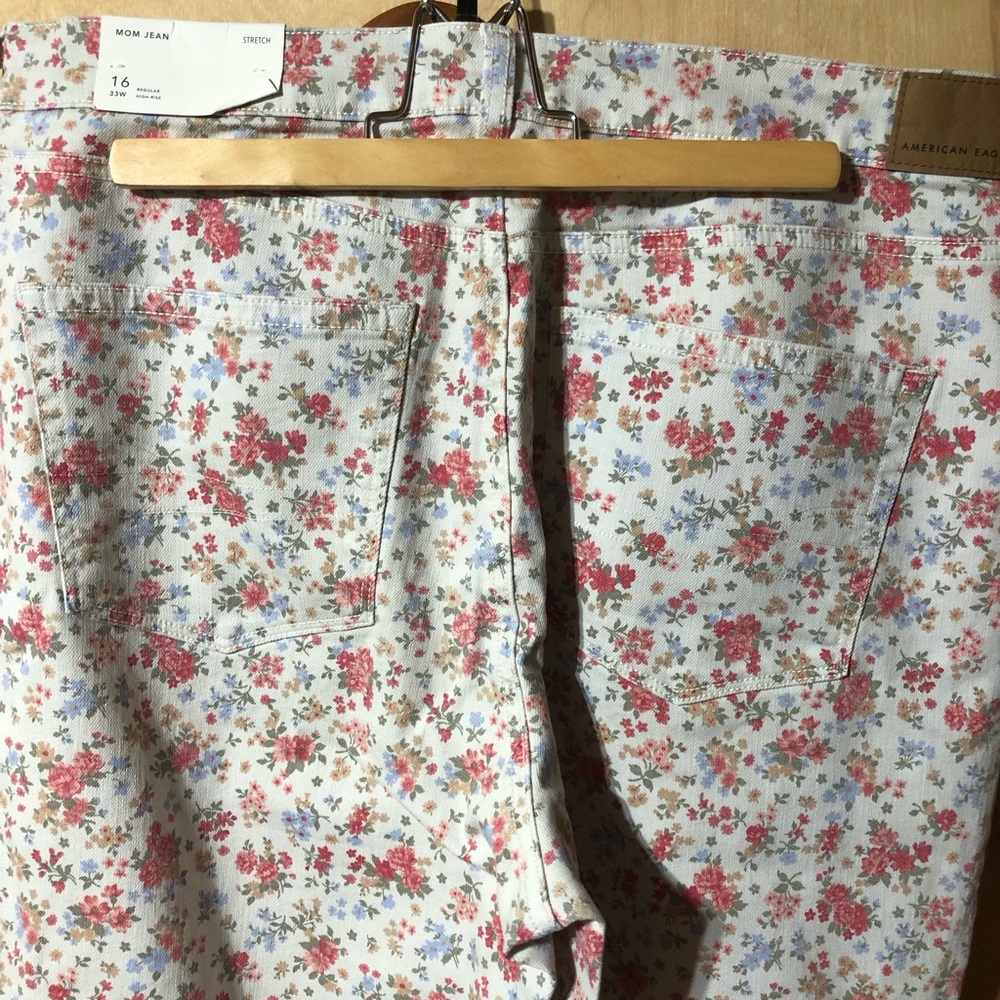 American Eagle Outfitters Floral Print Stretch Mom Jeans Pants Size 16 New